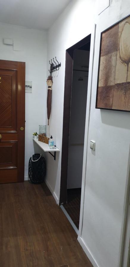 Sevilla ,Piso Completo En Buena Zona,Wifi Y Aparcamiento Εξωτερικό φωτογραφία